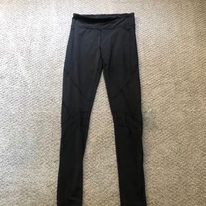 ivivva black leggings